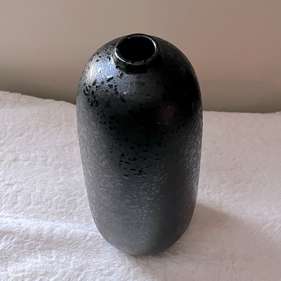 🆕 RARE Project 62 Textured Ceramic Stoneware Modern Slender Black Vase - Picture 7 of 13